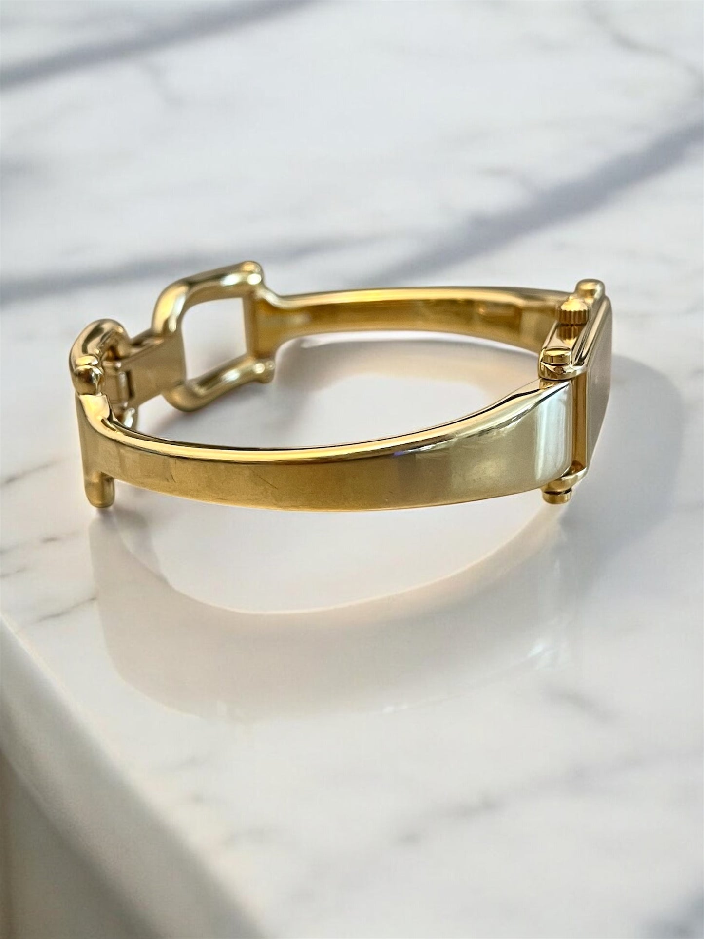 Vintage Gucci Bangle Watch 1500 Gold Plated Rectangle