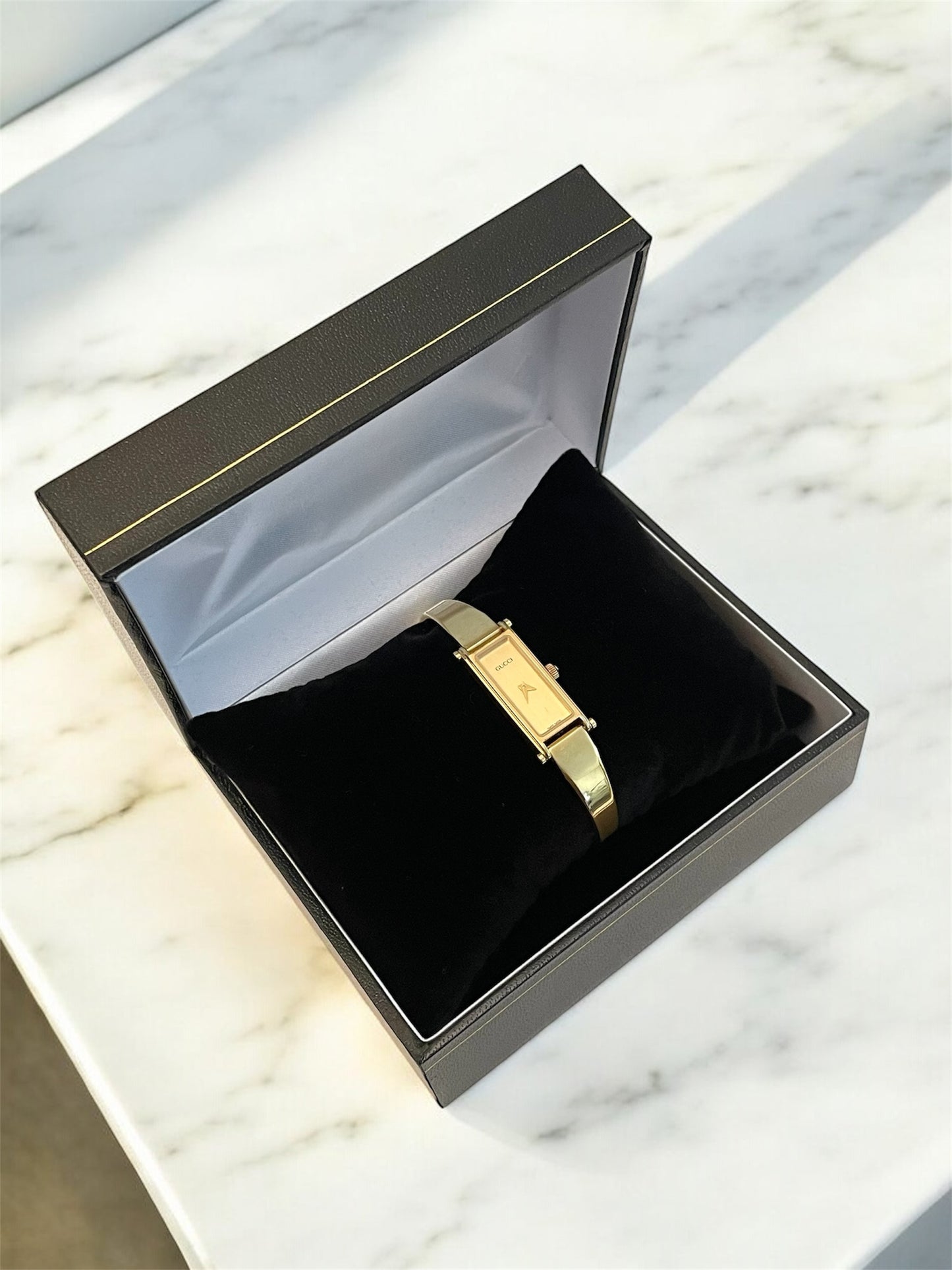 Vintage Gucci Bangle Watch 1500 Gold Plated Rectangle