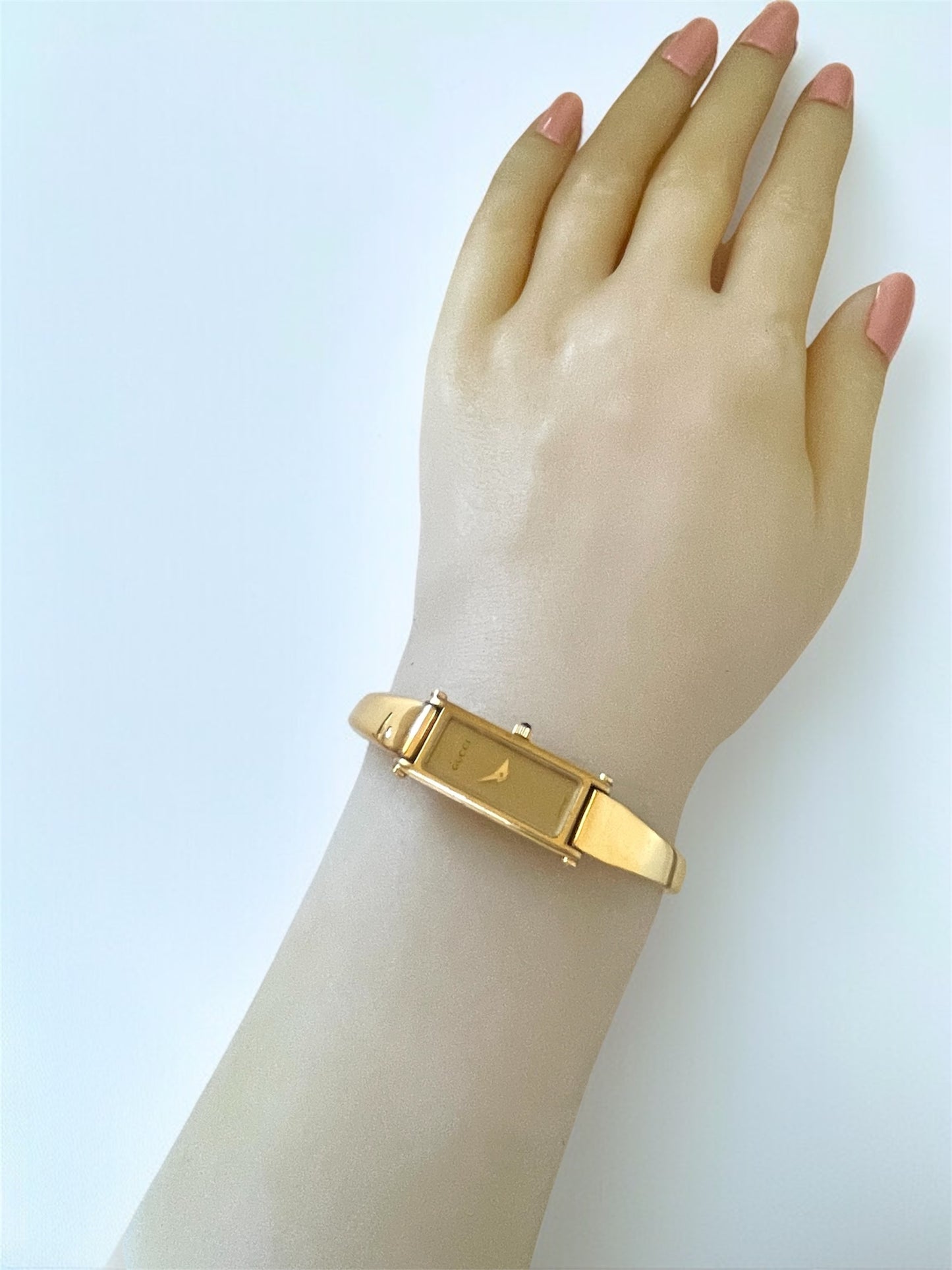 Vintage Gucci Bangle Watch 1500 Gold Plated Rectangle