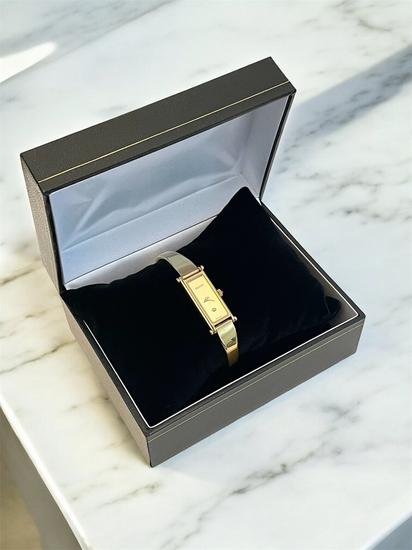 Vintage Gucci Bangle Watch 1500 Gold Plated Rectangle