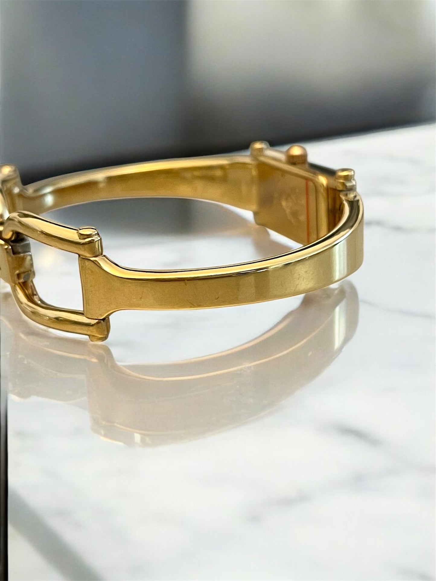 Vintage Gucci Bangle Watch 1500 Gold Plated Rectangle