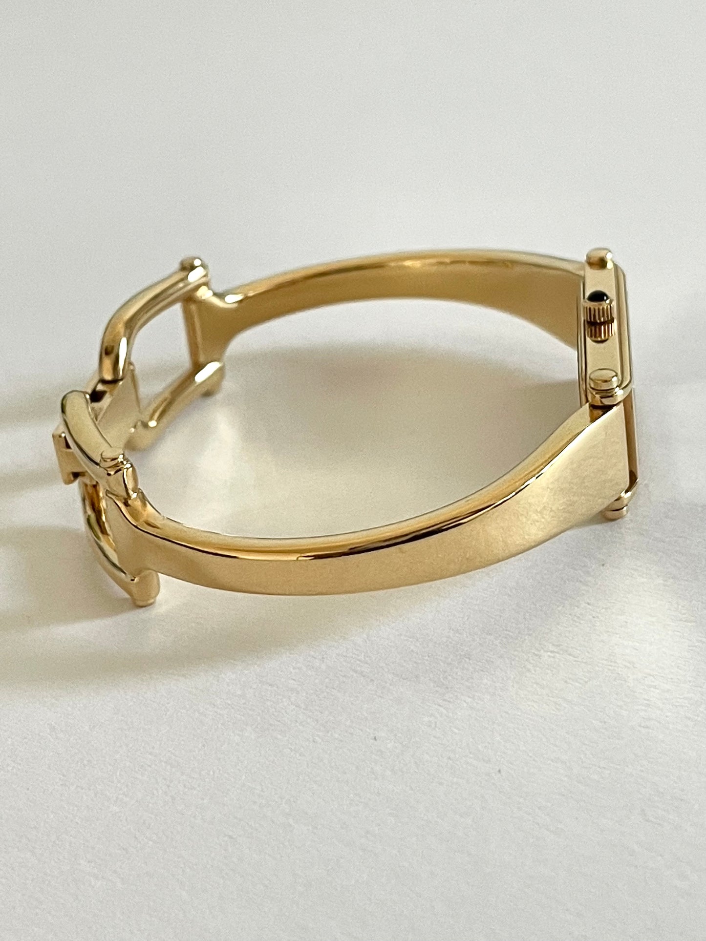 Vintage Gucci Bangle Watch 1500L Gold Plated Rectangle