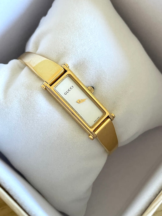 Vintage Gucci Bangle Watch 1500L White Shell Dial